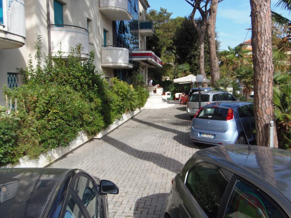 Residence Aries Cesenatico Exterior photo